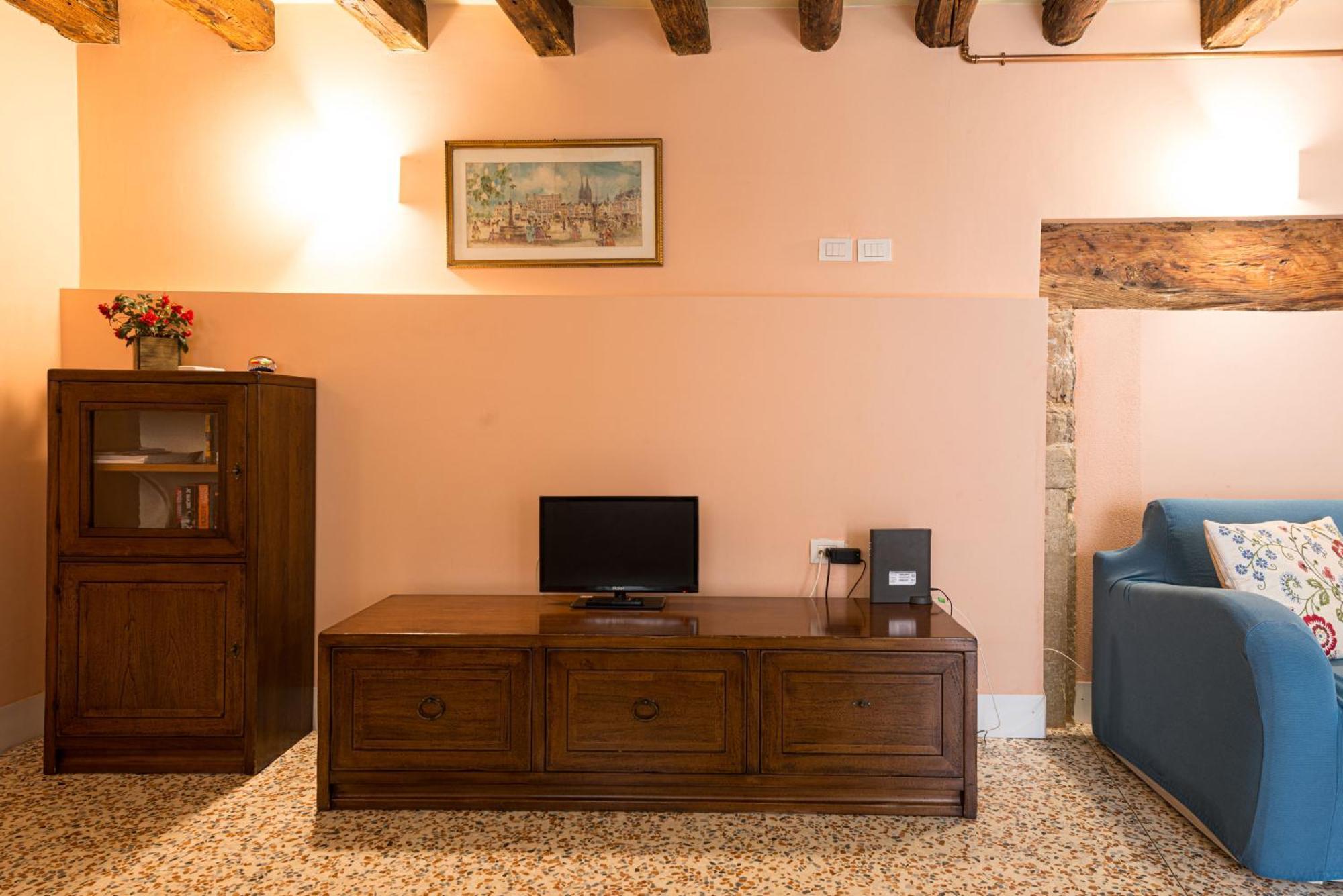 Lovely Flat With Canal View Near Rialto Bridge Venise