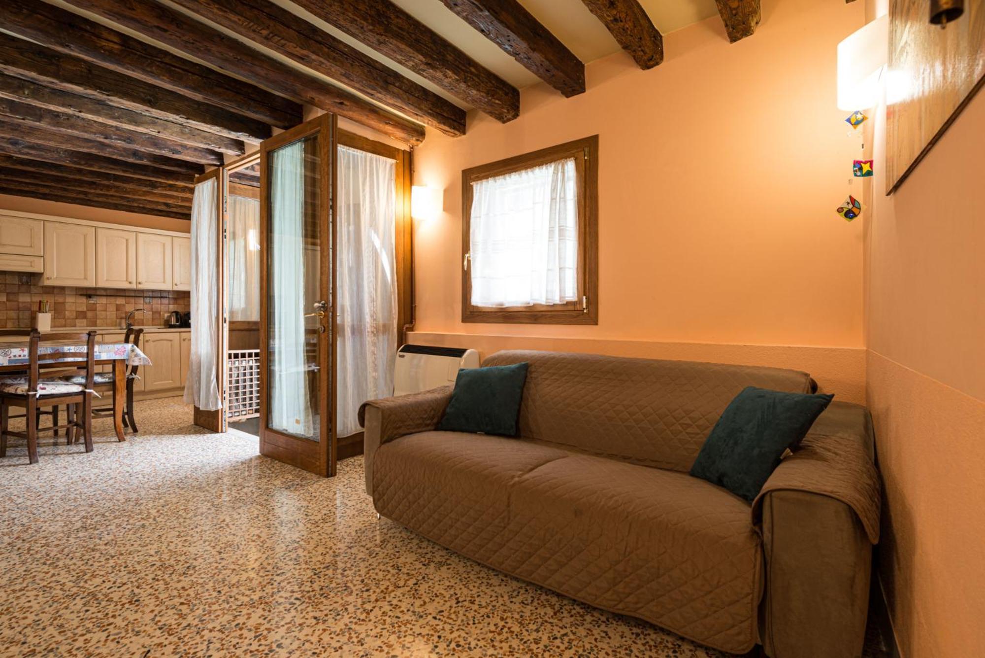 Lovely Flat With Canal View Near Rialto Bridge Venise